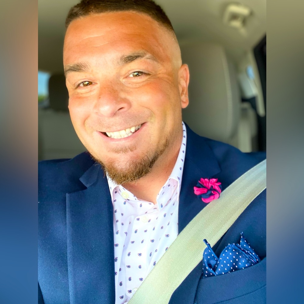 Hello I am Andrew. You wont be disappointed.